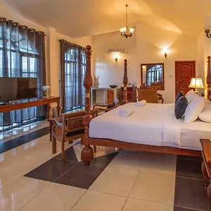 Hotel Ceylonbreezekandy, Kandy